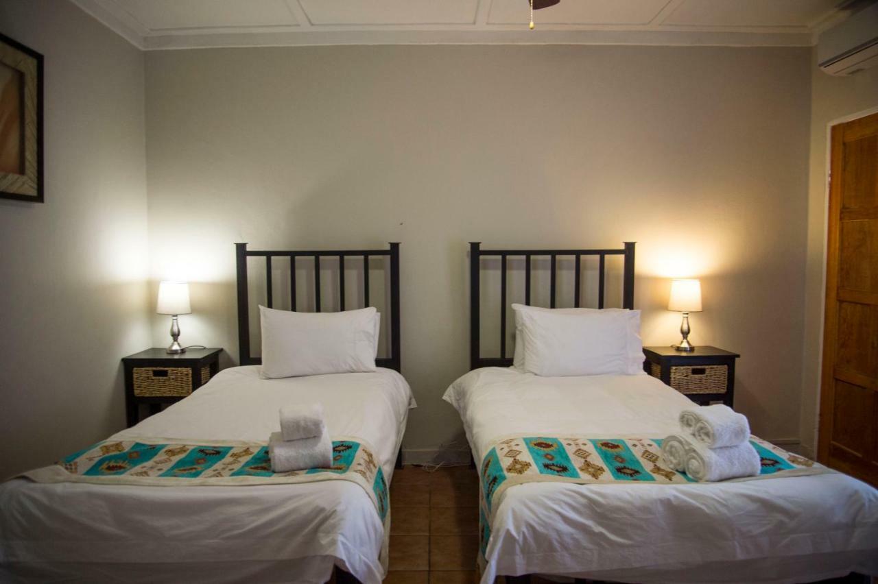 Tsumeb Backpackers & Safari Hostel Eksteriør bilde