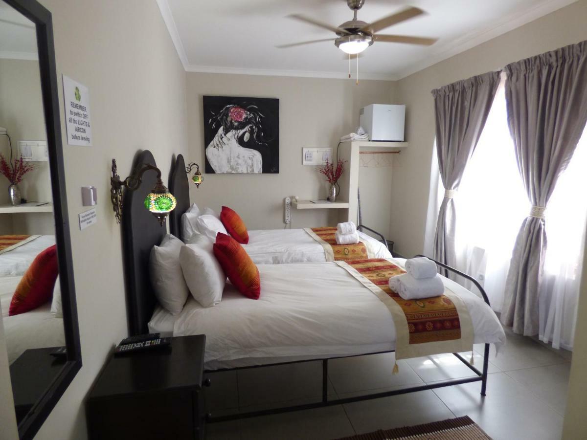 Tsumeb Backpackers & Safari Hostel Eksteriør bilde